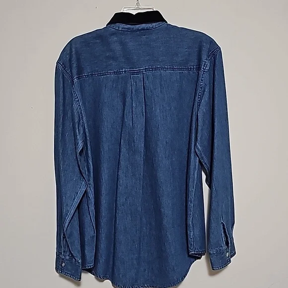 Casual Corner Annex Christmas Shirt Sz M Embroidered Beading Holiday Estate Sale - Picture 5 of 6